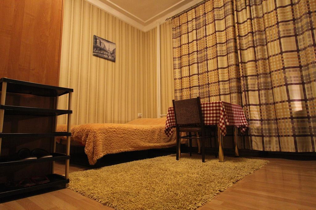 Nadezhda Apartments On Kabanbay Batyr 122 アルマトイ エクステリア 写真