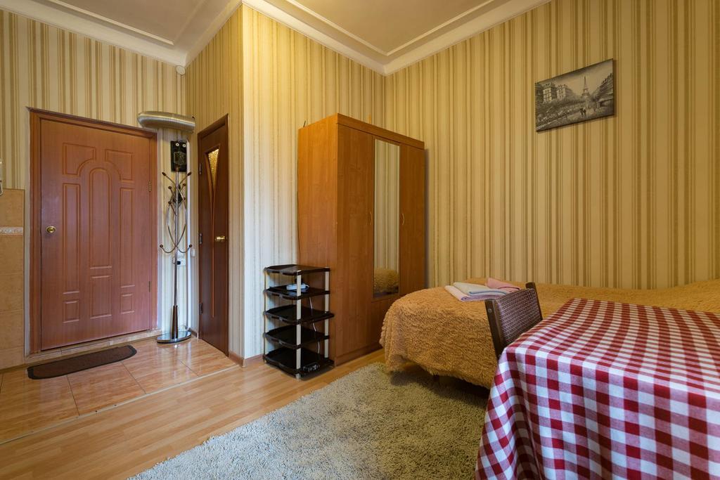 Nadezhda Apartments On Kabanbay Batyr 122 アルマトイ エクステリア 写真
