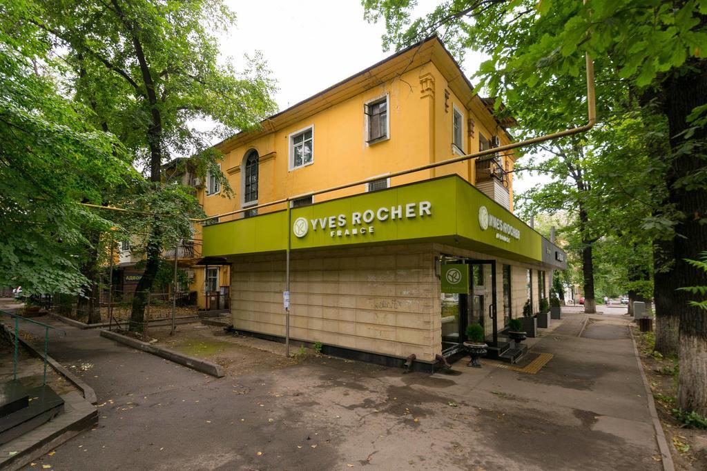Nadezhda Apartments On Kabanbay Batyr 122 アルマトイ エクステリア 写真
